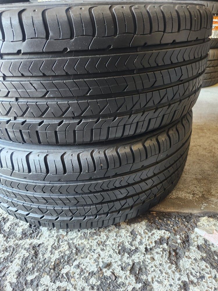 Goodyear 205/45R17 (TIRE PAIR)