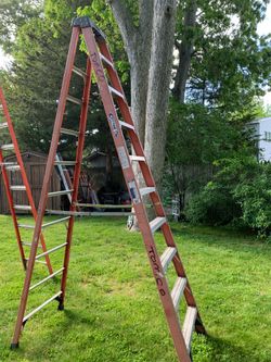 Werner 10 foot fiberglass ladder