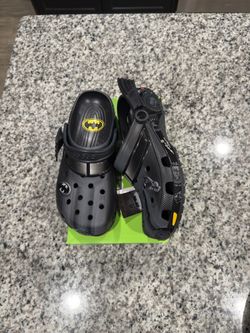 Batman Crocs