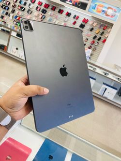 iPad Pro 5th Gen m1 12.9inch 128gb