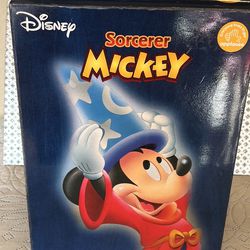 Disney Sorcerer Mickey 