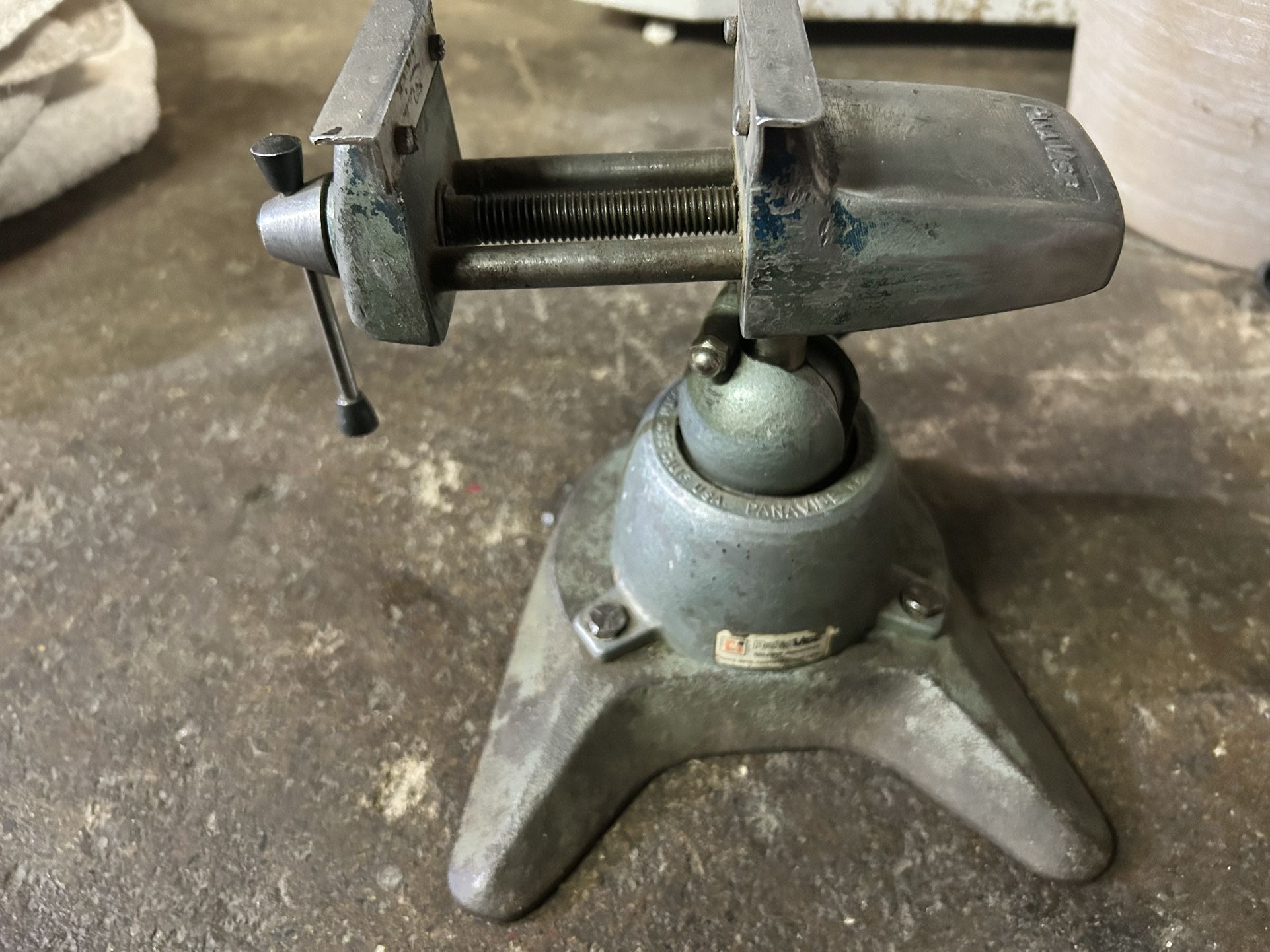 PANAVISE 360 Degree Swivel Arm #301 w/ Base Stand #308 - MISSING JAWS - Needs Replacement Jaws