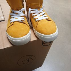 SUN+ STONE  MEN CASUAL WEAR. SIZE 10