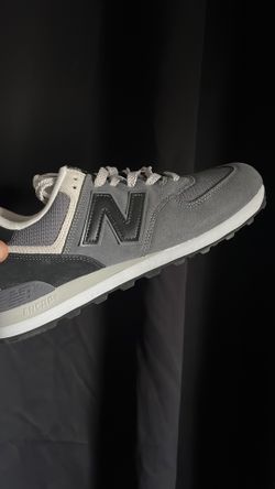 New Balance Classic 9.5M