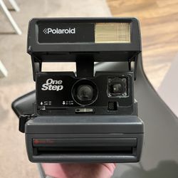 Vintage Polaroid 600 Camera