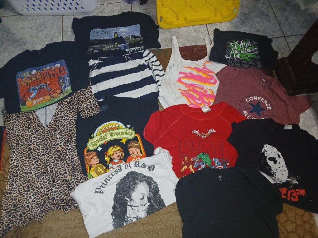 CLOTHES Bundle (WOMENS)