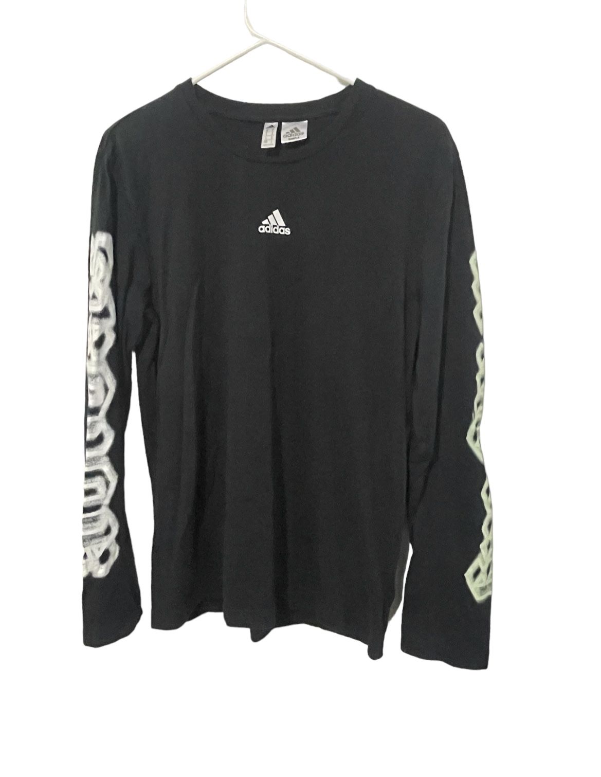 Adidas T-Shirt Men’s Size Medium Long Sleeve Original Sample Crew Neck Tee