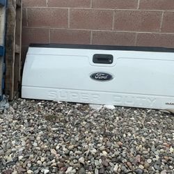 Tail Gate Ford F250 F 350