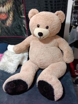 Huge bear