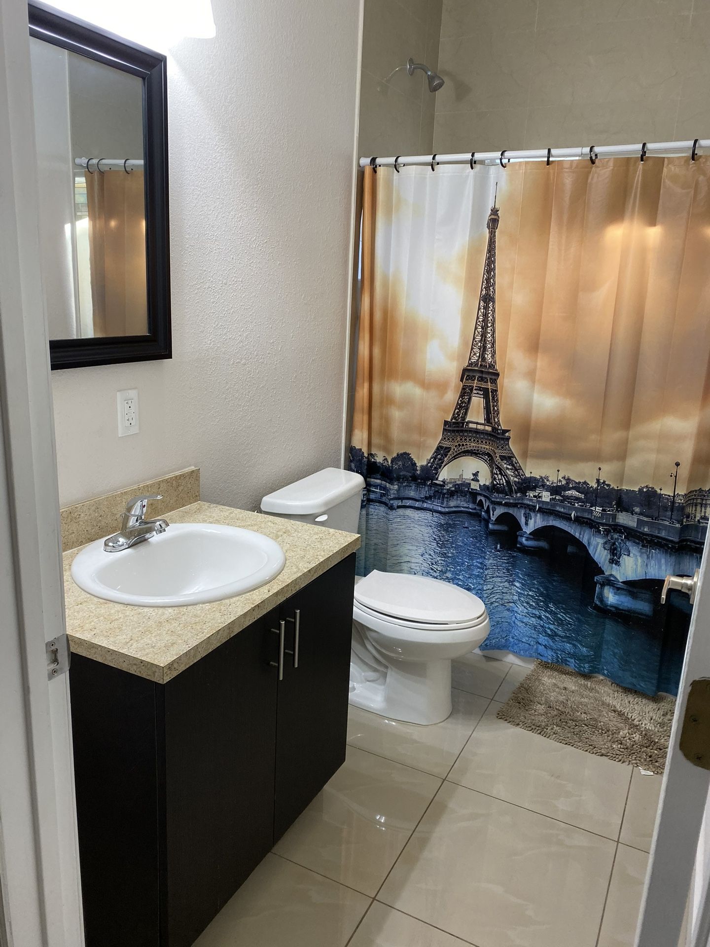 Efficiency Apartamento