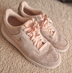 Nike Canvas Sneakers