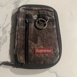 Supreme Small Zip Pouch F/W 2019 Thrashed $10 