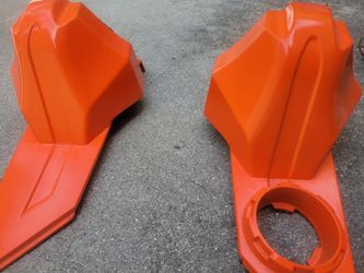 Slingshot speaker pods and rollbar speakers $250