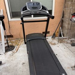 Treadmill 