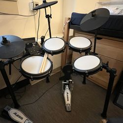Alesis Nitro Max Electric Drum Kit
