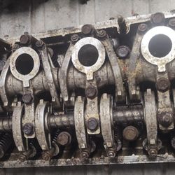 Honda Civic 1.6L cylinder head