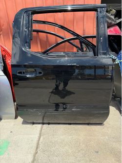 2019-2025 CHEVROLET SILVERADO 1500 GMC SIERRA RIGHT REAR DOOR OEM USED