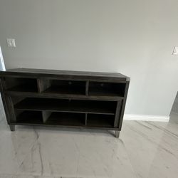Entertainment center TV Stand