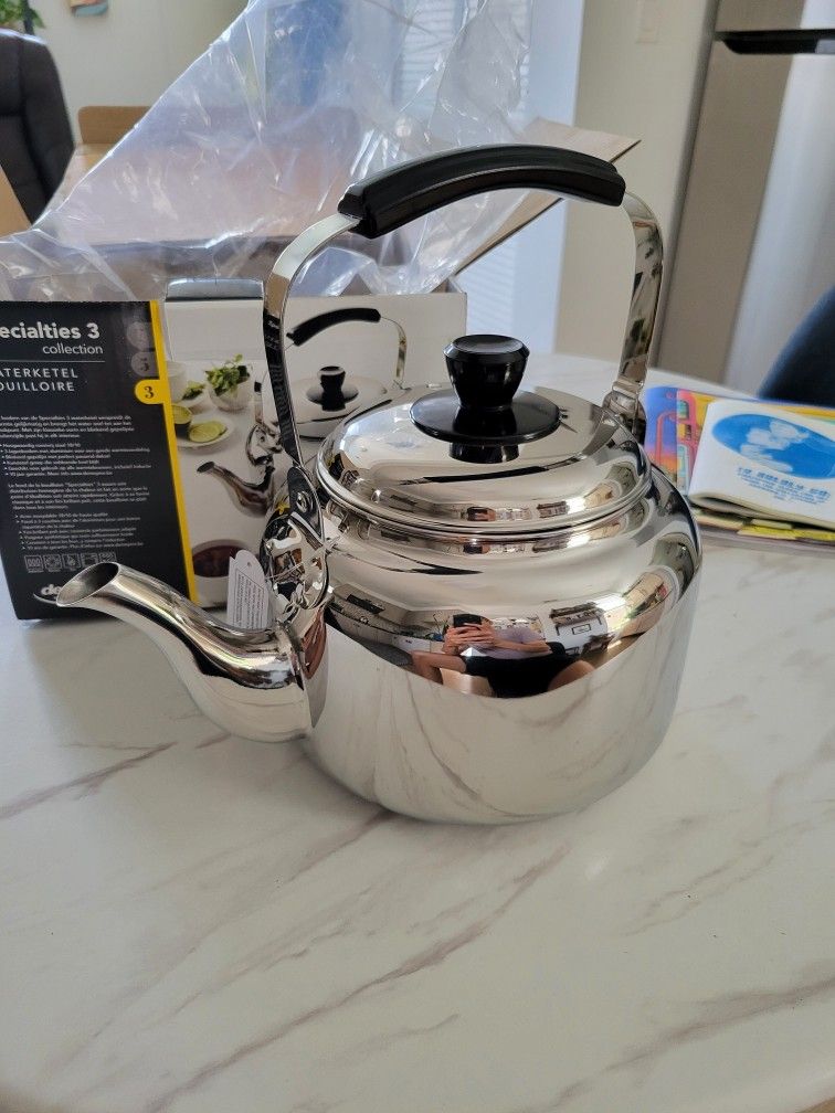 Demeyere Specialties 3 Tea Kettle