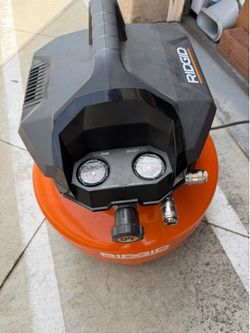 Ridgid 6 gallon 150 PSI air compressor