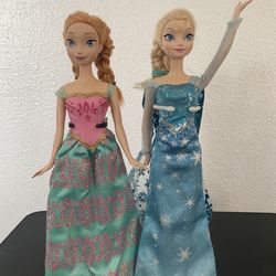 Disney Frozen Elsa And Anna Both for $20 Both missing shoes And Elsa's dress does not fit