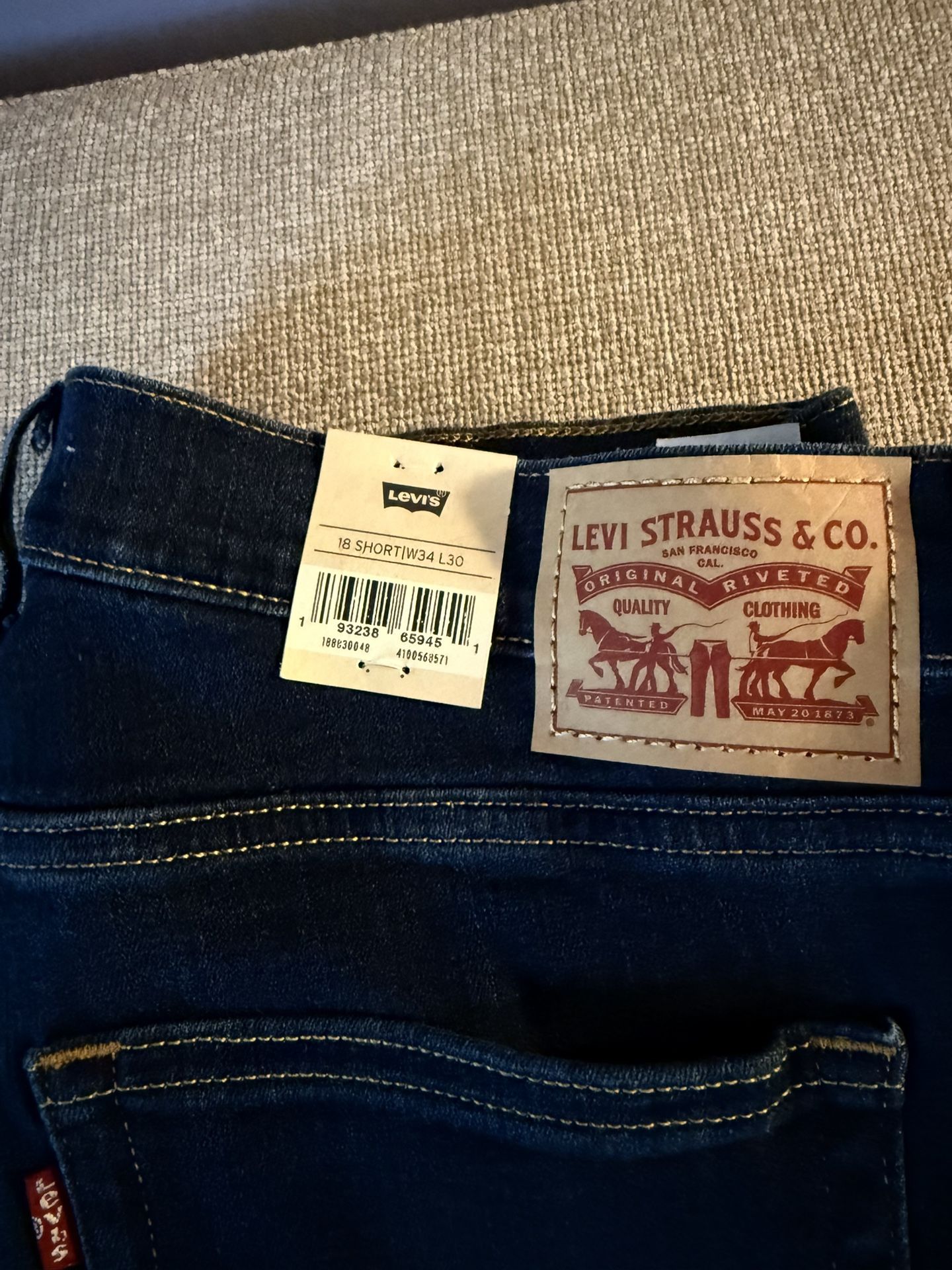 Levi’s Jeans 34/30 NEW WITH TAGS