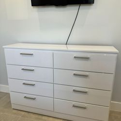 Comoda Sin Espejo Glossy