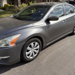 Nissan Altima 2.5 S 
