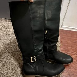 Womens Boots Size 8 