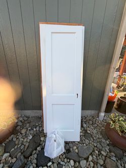 11 Vintage Solid Wood Interior Doors – Multiple Sizes