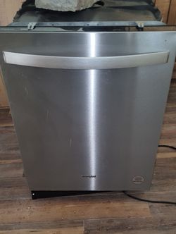 Whirlpool Stainless Steel Built-In Dishwasher