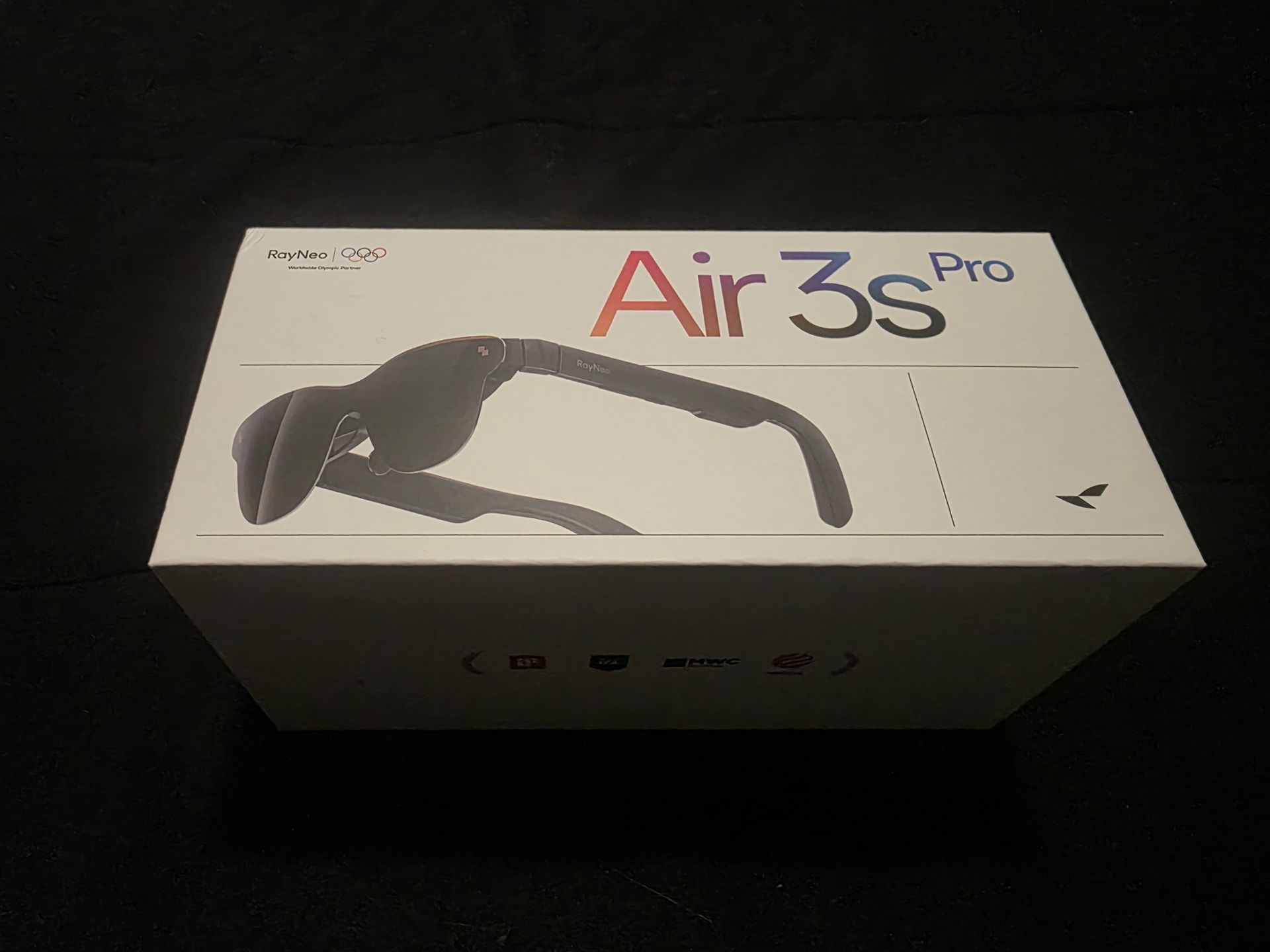 RayNeo Air 3s Pro AR glasses