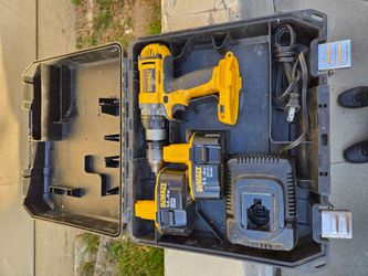 DeWalt 14.4V XRP Cordless Drill Kit w/ Case & Charger