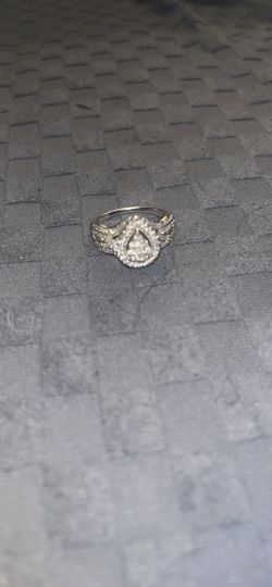 10k  Wedding band (white Gold)