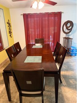 Dining room set 6 chairs