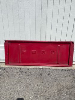 Ford tailgate