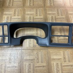 Gmc Sierra 03-06 Dash Trim Panel 