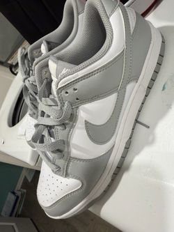 Men’s Nike Dunks-8.5
