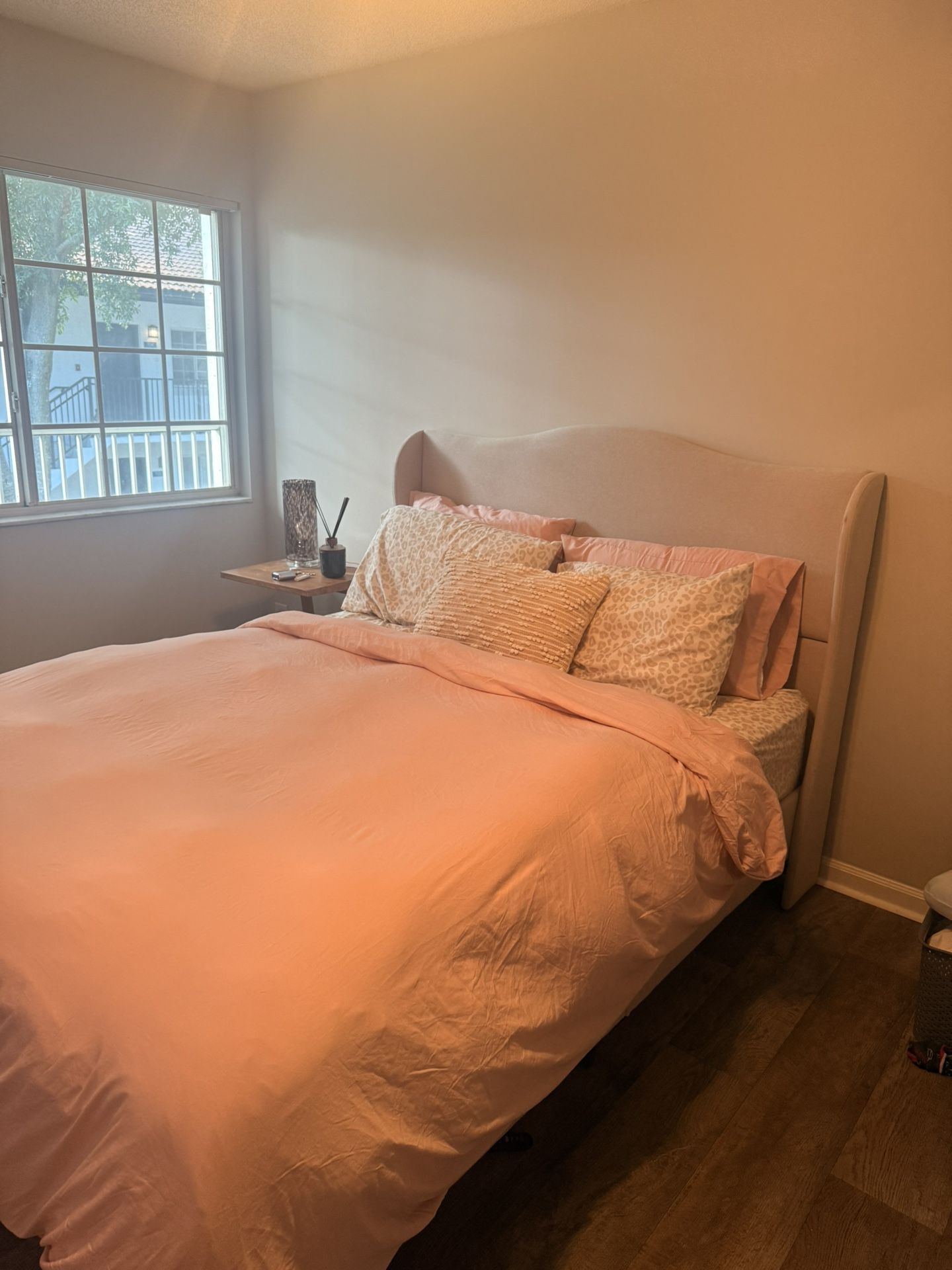 ✨ Upholstered Queen Bed Frame – Gently Used (Only 2 Months!) – $150 OBO – Need Gone ASAP ✨