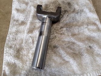 65-73 mustang V8 slip yoke