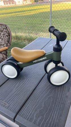BABY TODDLER WALKING BIKE  GOOD COND.