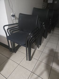 Chairs 20 Good Condition