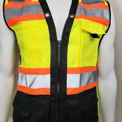 Class 2 Safety Vest With 4 Outer Pockets And 2 Inside Pockets