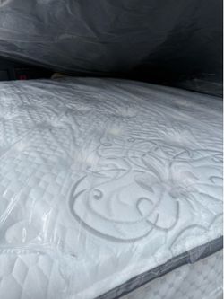 Full Size box, firm and mattress