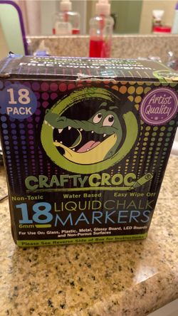 Crafty Croc. 18 Liquid Chalk Markers