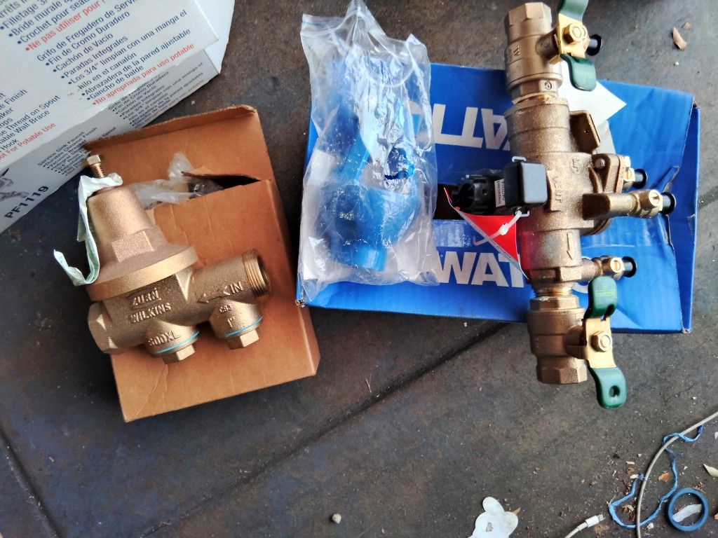 Wilkins Backflow Preventer 3/4 RPZ With Air Gap And  Wilkins Pressure Reducing 600XL Valve 1' 