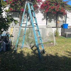 8 Foot Fiberglass Ladder Werner