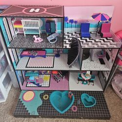 Girls LOL Surprise OMG Wood Dollhouse