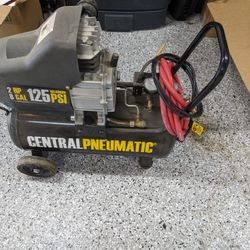 Central Pneumatic Air Compressor 