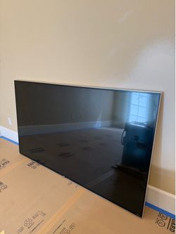 LG TV 79”